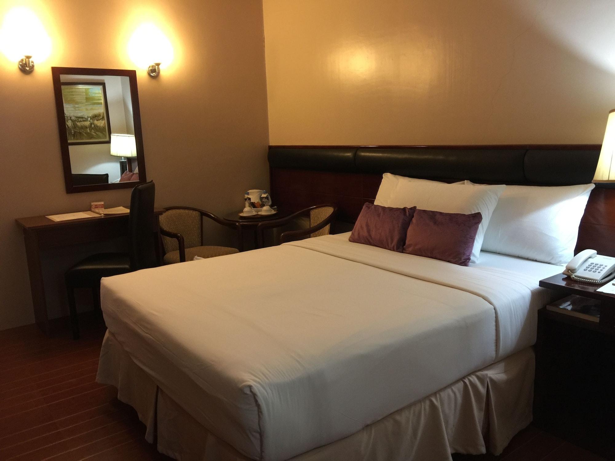 Allure Hotel & Suites Cebu Exterior photo