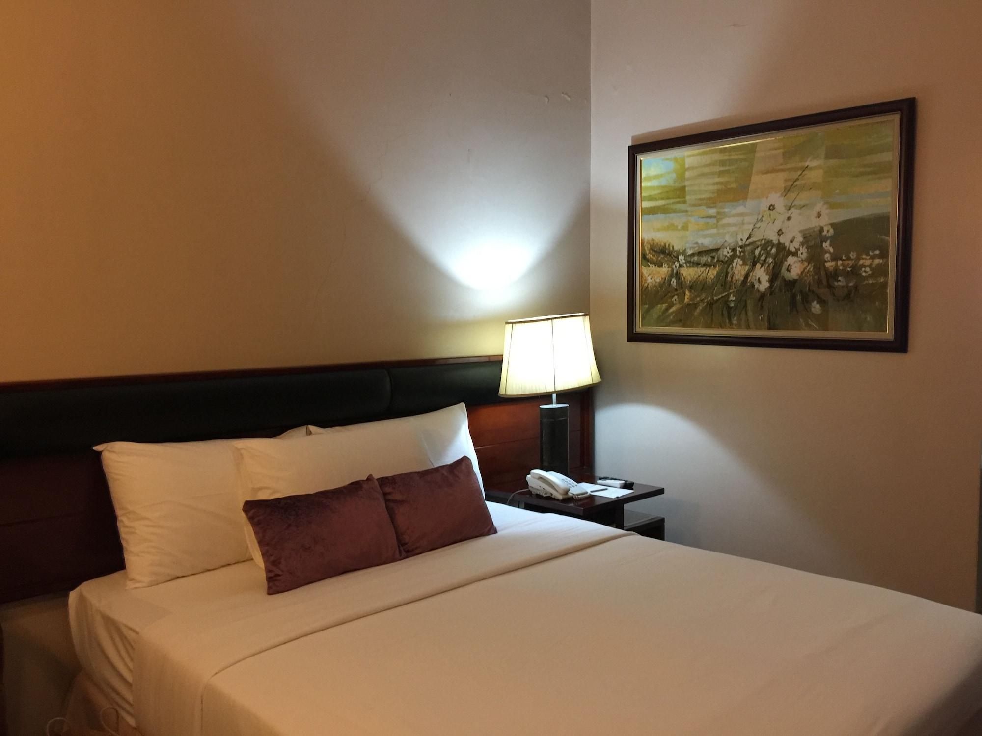 Allure Hotel & Suites Cebu Exterior photo