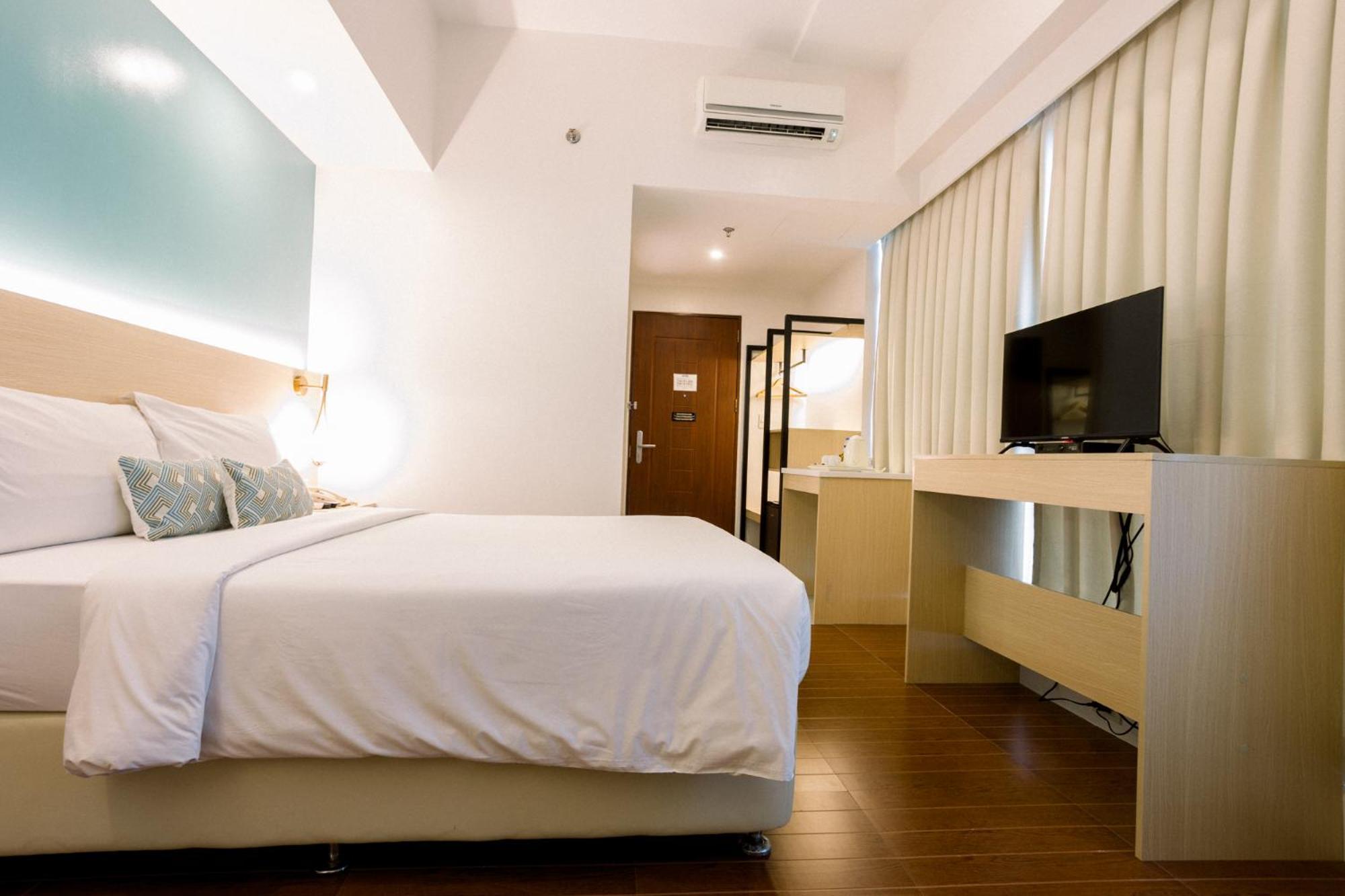 Allure Hotel & Suites Cebu Exterior photo